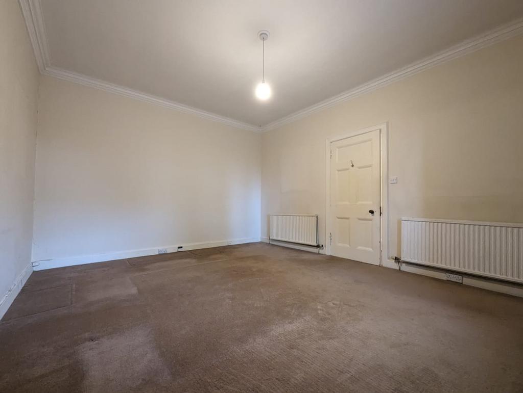 Mainbedroom Other Way