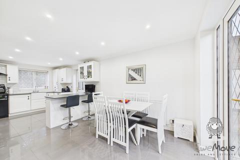 4 bedroom detached house for sale, Moray Close, St. Helens, Merseyside, WA10