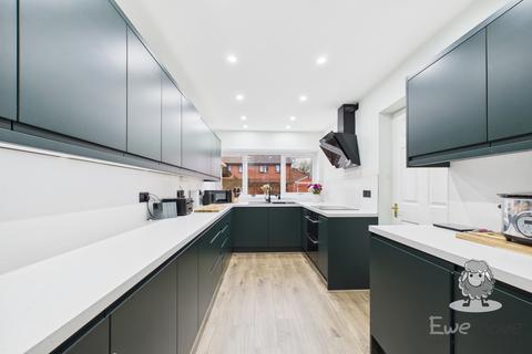 3 bedroom semi-detached house for sale, Parkside Avenue, Sutton Manor, St. Helens, Merseyside, WA9
