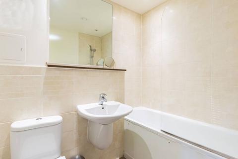 3 bedroom flat for sale, 18 Mostyn Grove, London E3