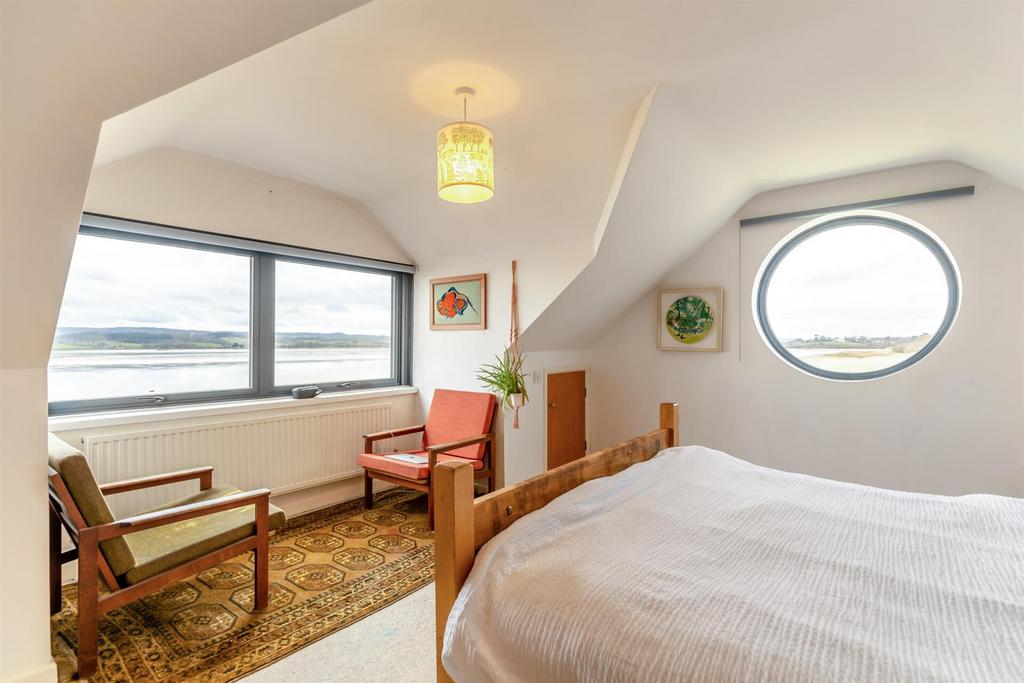 8586262-interior26.jpg