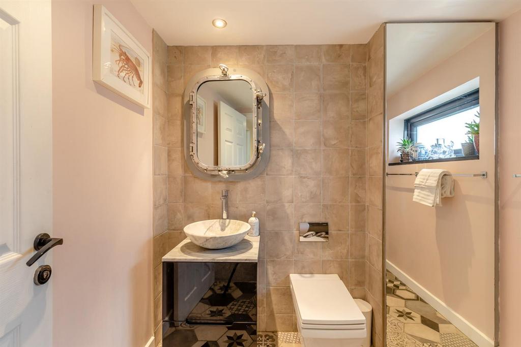 8586262-interior06.jpg