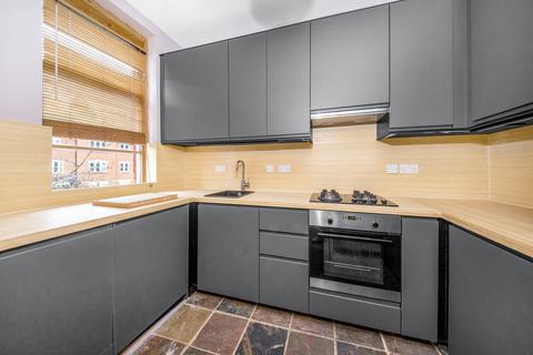 2 bedroom apartment for sale, Victoria Crescent, London, SE19