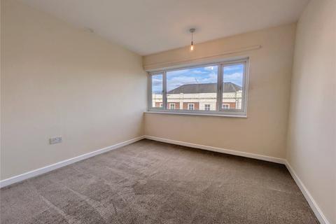 3 bedroom flat to rent, The Green, Billingham