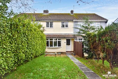 3 bedroom terraced house for sale, Saunders Road, Sageston, Tenby
