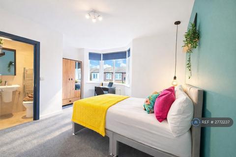 Whippendell Road, Watford, WD18