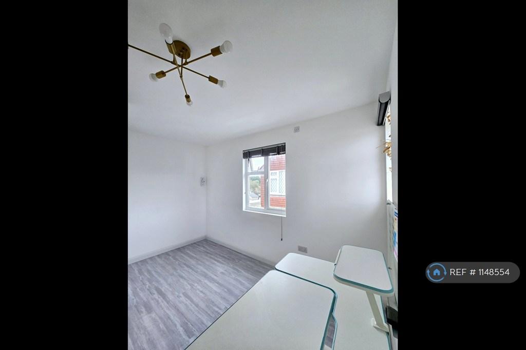 Double Bedroom 2