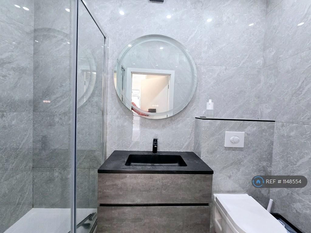 Guest Toilet