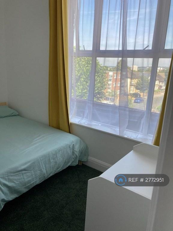 Double Beds (2)