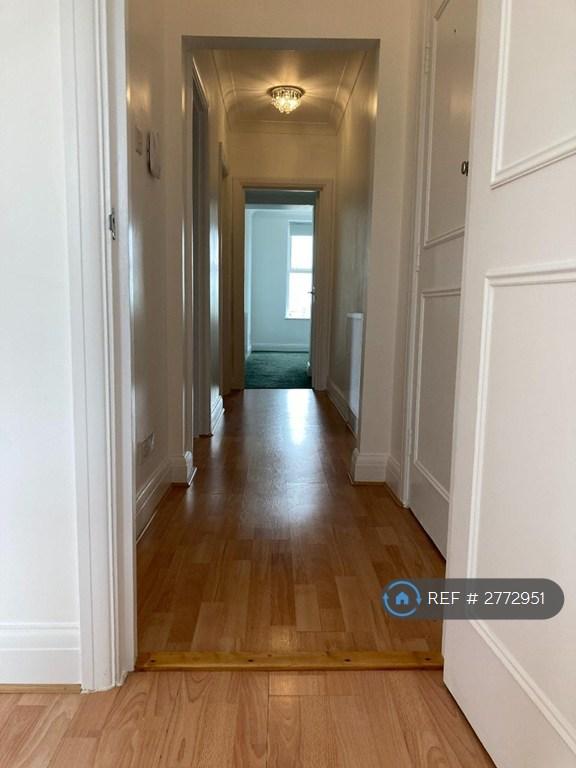 Hallway Laminate Wooden Flooring