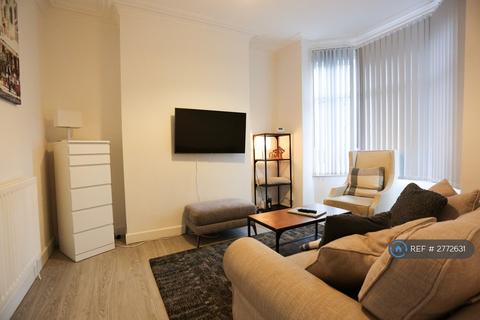 3 bedroom end of terrace house to rent, Wrightson Street, Stockton-On-Tees, TS20