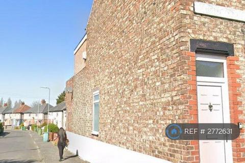 3 bedroom end of terrace house to rent, Wrightson Street, Stockton-On-Tees, TS20