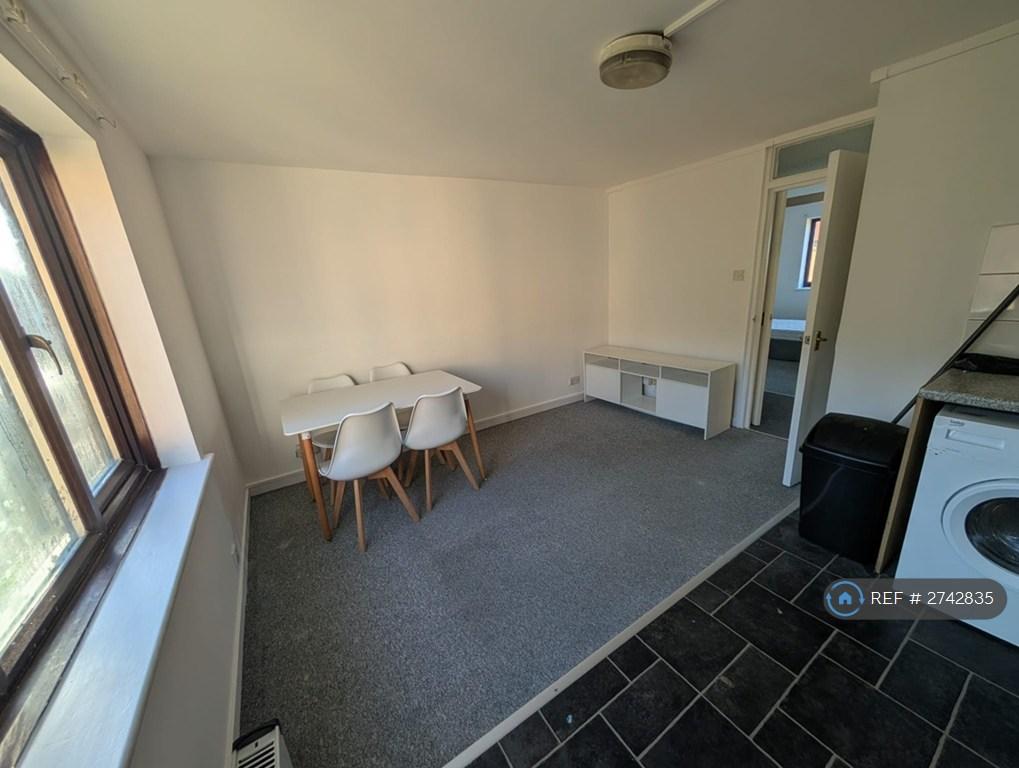 Reception/Kitchen