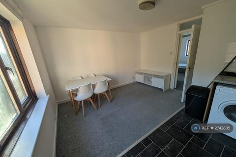 undefined, Spring Close, Dagenham, RM8