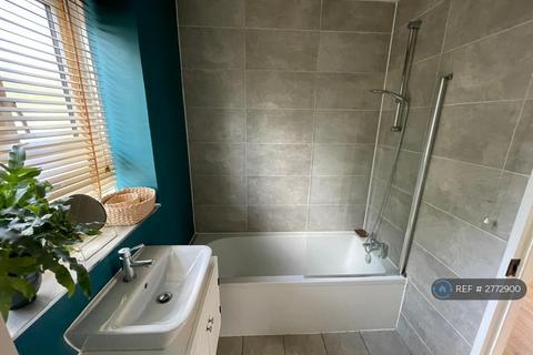 1 bedroom flat to rent, Stoneleigh Place, London, W11