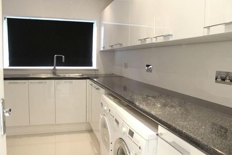 3 bedroom detached house for sale, Huggins Lane , North Mymms, Welham Green , AL9