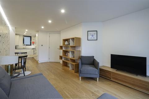 undefined, Commercial Road, Whitechapel E1
