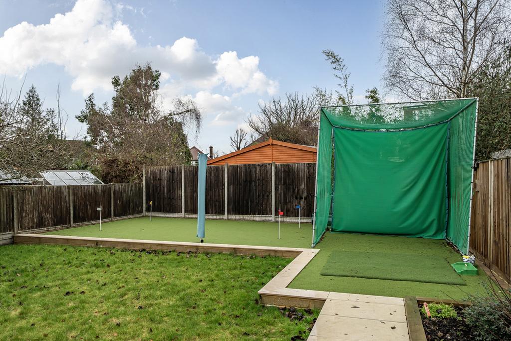 1403605-4-69735d8...
