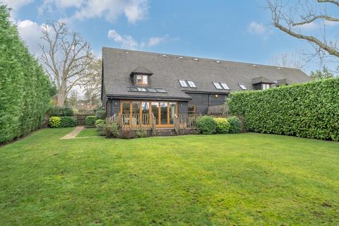 4 bedroom terraced house for sale, High Street, Pinner