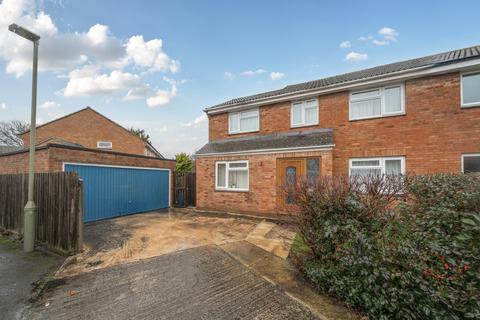 4 bedroom semi-detached house for sale, Follets Close, Yarnton, Kidlington
