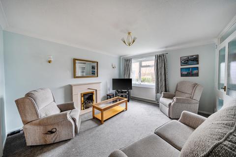 4 bedroom semi-detached house for sale, Follets Close, Yarnton, Kidlington