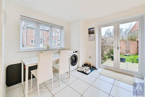 undefined, Pillow Way, Buckinghamshire MK18