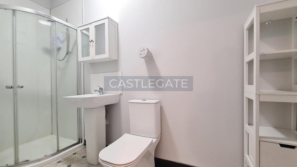 Science House, Flat 10, 9 Bath Street, Huddersfiel