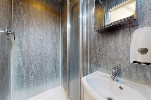 Flat share to rent, Chatsworth Road