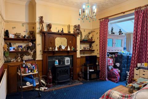 3 bedroom semi-detached house for sale, Llanelli SA15