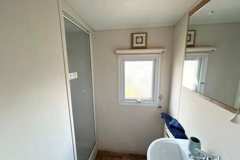 4 bedroom bungalow for sale, Delta Feria, Waterside Holiday Park, Paignton
