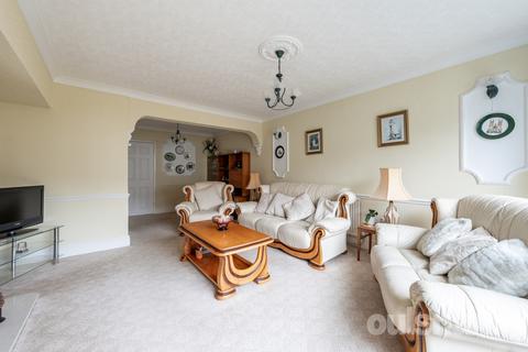 3 bedroom semi-detached house for sale, Somerset Drive, Longbridge, Birmingham, West Midlands, B31