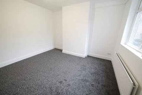 3 bedroom terraced house to rent, Briar Edge, Newcastle upon Tyne