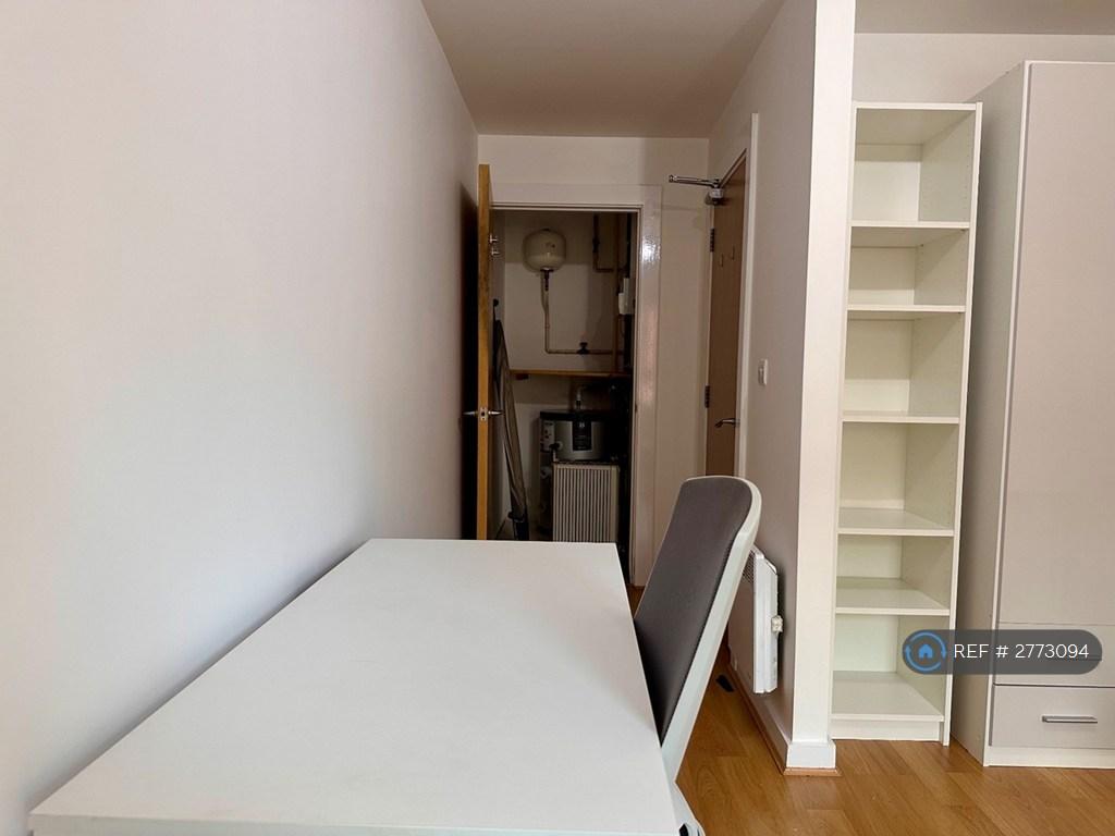 Master Bedroom Working Space