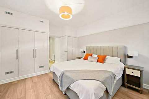 1 bedroom flat for sale, Middleton House, Causton Street, London, SW1P