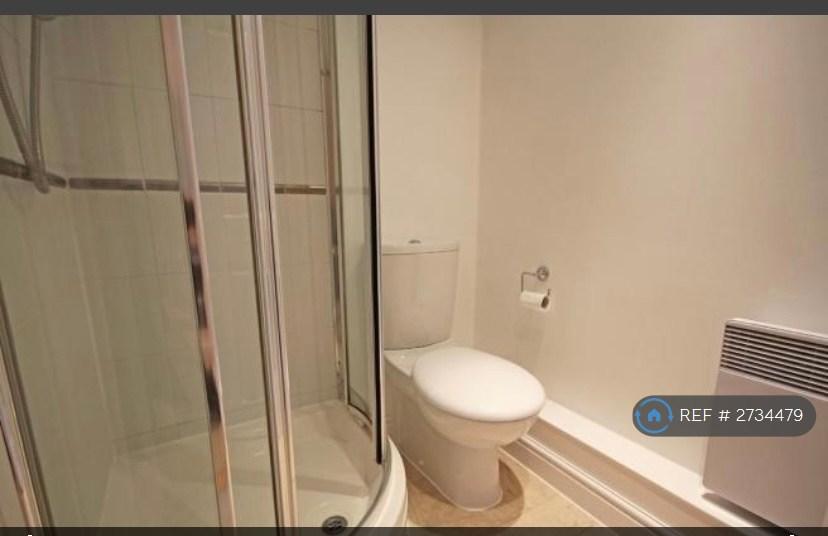 En-Suite Bathroom