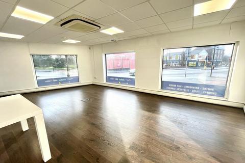 Office to rent, 104-108 Wallgate Wigan WN3 4AB