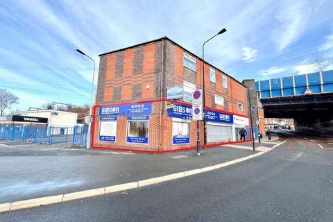 Office to rent, 104-108 Wallgate Wigan WN3 4AB