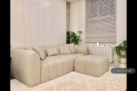2 bedroom flat to rent, The Quadrant, Richmond, TW9