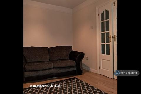 3 bedroom terraced house to rent, Ling Road, Erith, DA8