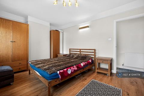 undefined, Ling Road, Erith, DA8