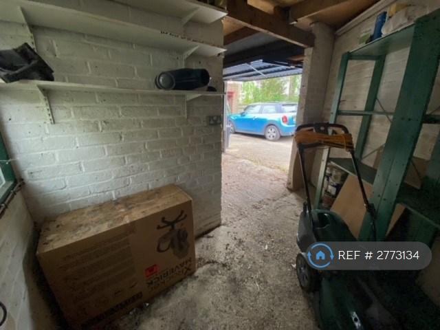 Garage Workshop Space