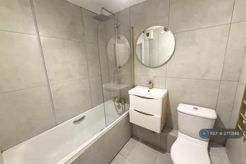 undefined, Schooner Way, Cardiff, CF10