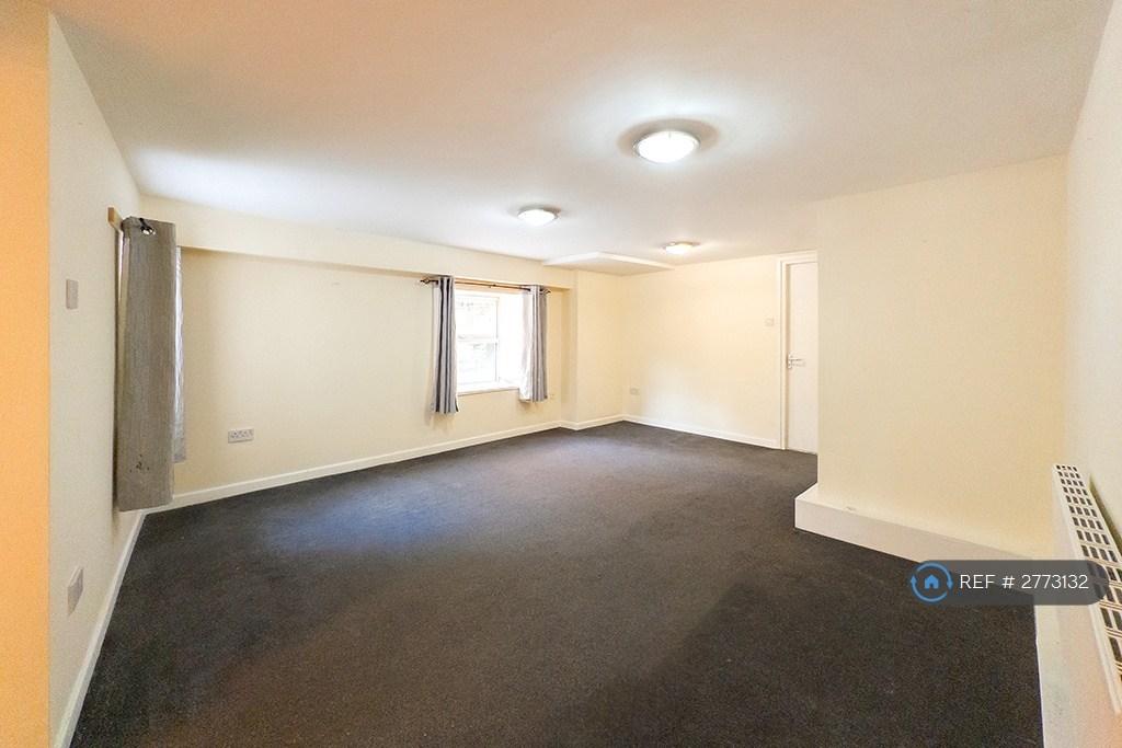 Large Living Area