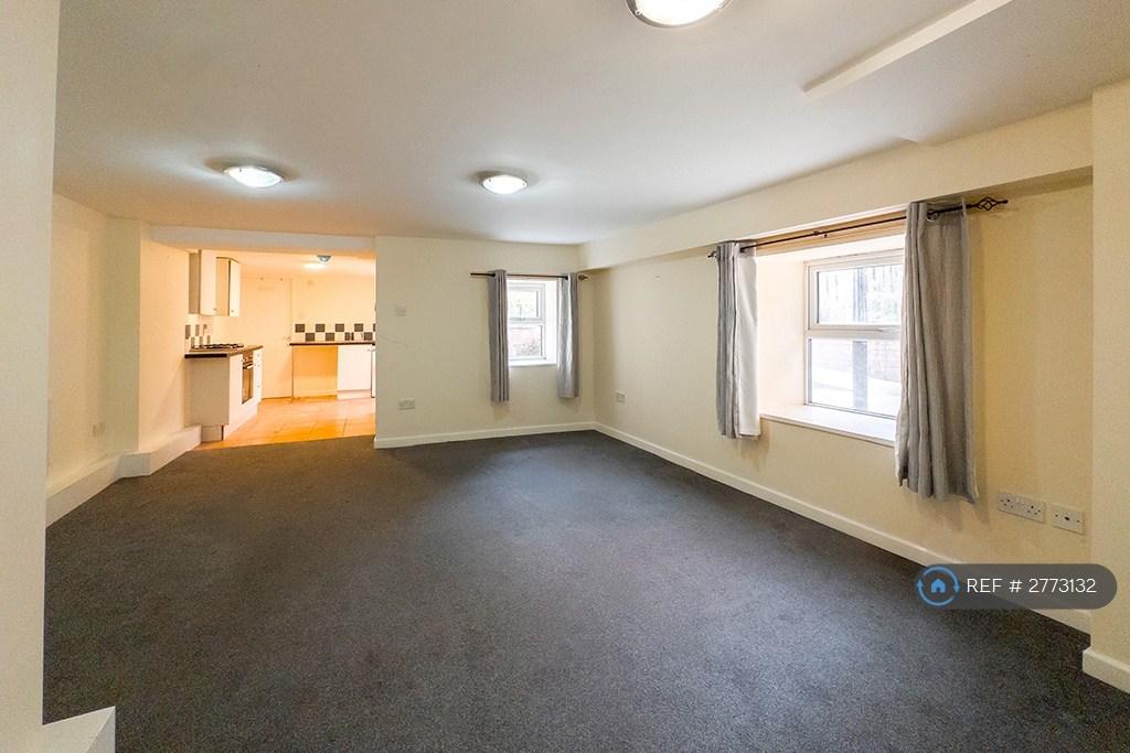 Large Living Area