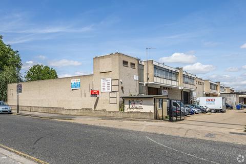 Warehouse to rent, Felixstowe Rd London SE2 9SG