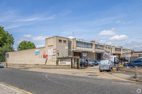 Warehouse to rent, Felixstowe Rd London SE2 9SG