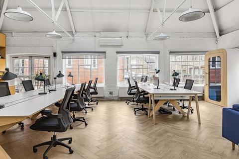 Office to rent, 25 Hackney Rd London E2 7PR