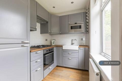 undefined, Colinton Mains Green, Edinburgh, EH13