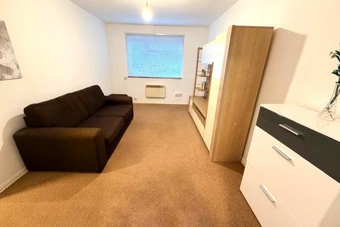 1 bedroom flat to rent, Horn Lane, Woodford Green IG8