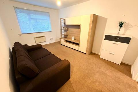 1 bedroom flat to rent, Horn Lane, Woodford Green IG8
